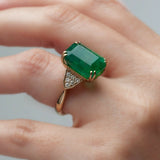 Faith-Jewels-Ellery-Emerald-Diamond-Ring-Yellow-Gold-05